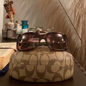 🤎SOLD🤎 COACH tortoise sunglasses